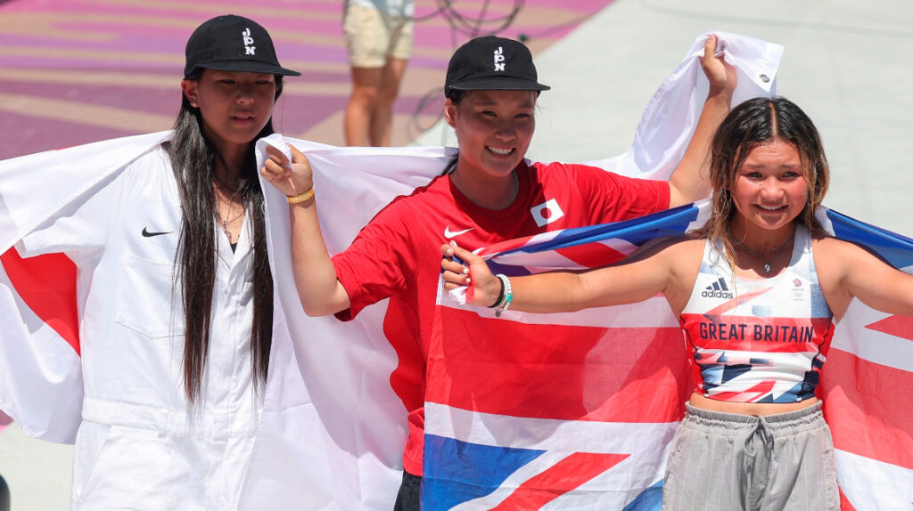 La skater Sakura Yosozumi gana el primer oro en la modalidad parque