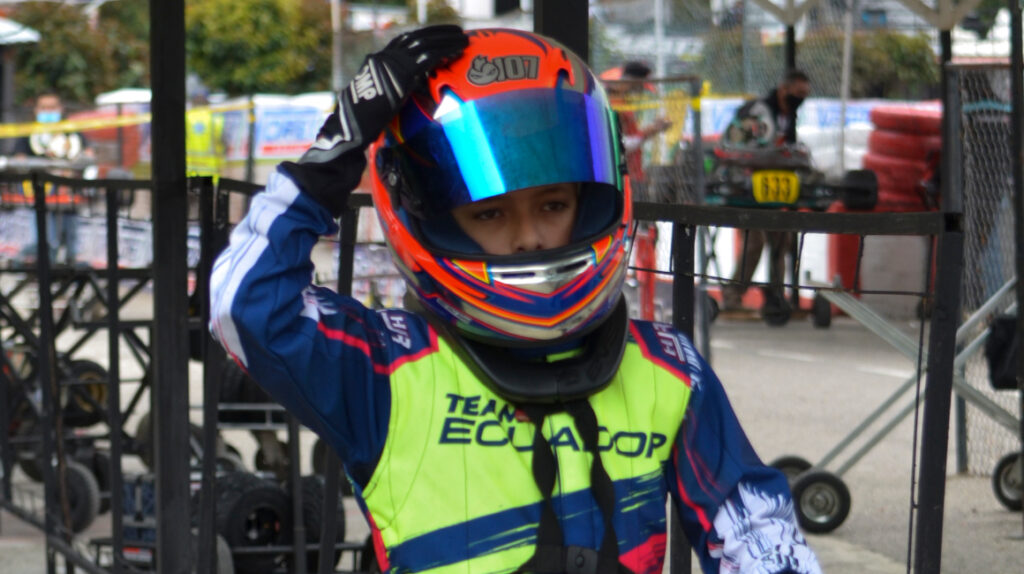 Benjamín Gavilánez termina tercero en el Panamericano de Karting