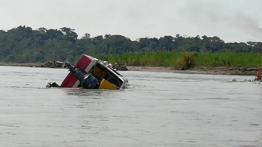 Fiscalía inicia investigación por hundimiento de un bote en el río Napo