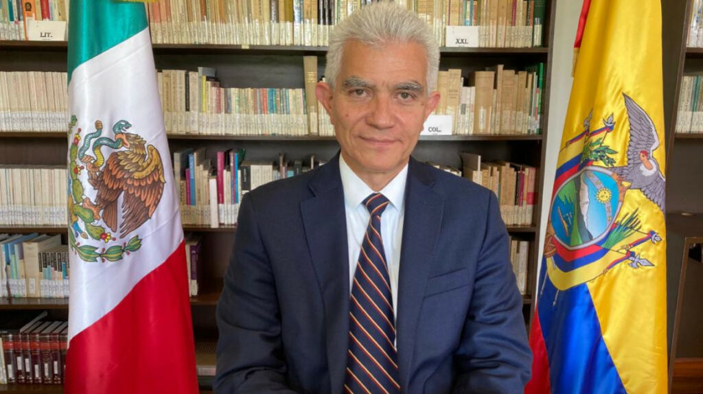 Embajada de México atiende a 150 personas diarias para las visas