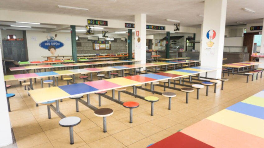 Vista del comedor del colegio EMDI School, el 30 de agosto de 2021.