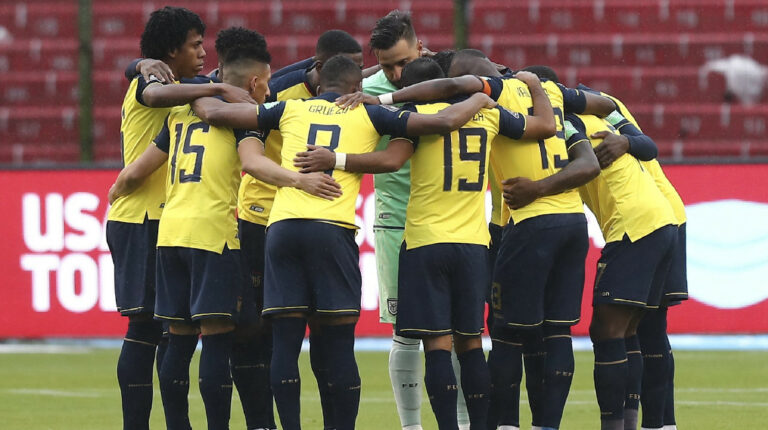 Ecuador Uruguay triple fecha eliminatorias