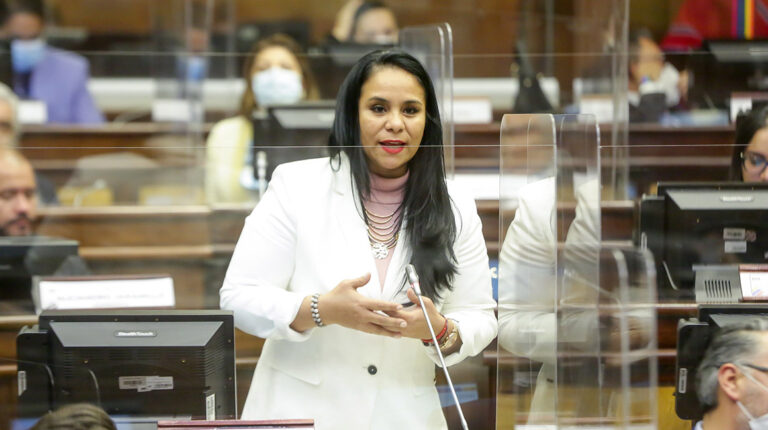 La asambleísta Bella Jiménez ejerció su derecho a la defensa este 12 de octubre de 2021.