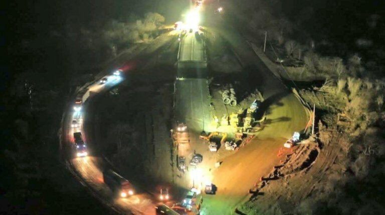 Obras Públicas habilitó variante vehicular en la vía Montecristi-Jipijapa