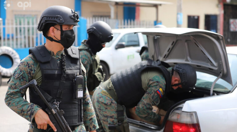 Roban USD 80.000 en un almacén el primer día de estado de excepción