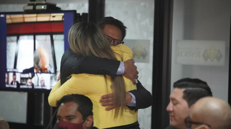 Ex defensor del Pueblo, Freddy Carrión, sentenciado a tres años de prisión