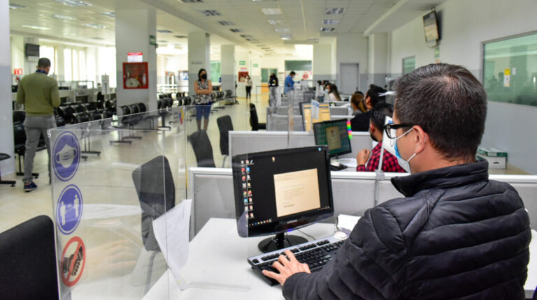 ANT anuncia reagendamiento de turnos para licencias y matriculación vehicular