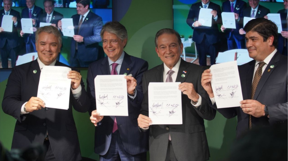 Los presidentes de Colombia, Ecuador, Panamá y Costa Rica en la cumbre mundial COP26. Reino Unido, 2 de noviembre de 2021.