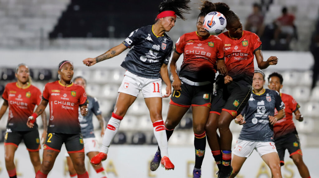 Deportivo Cuenca debuta con una derrota en la Libertadores femenina