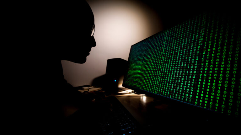 Ataques ‘online’ crecen 22%, aprenda cómo protegerse