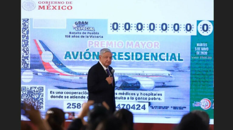 En septiembre de 2020 el presidente Andrés López, de México, llamó a los ciudadanos a comprar los boletos de la rifa del avión presidencial.