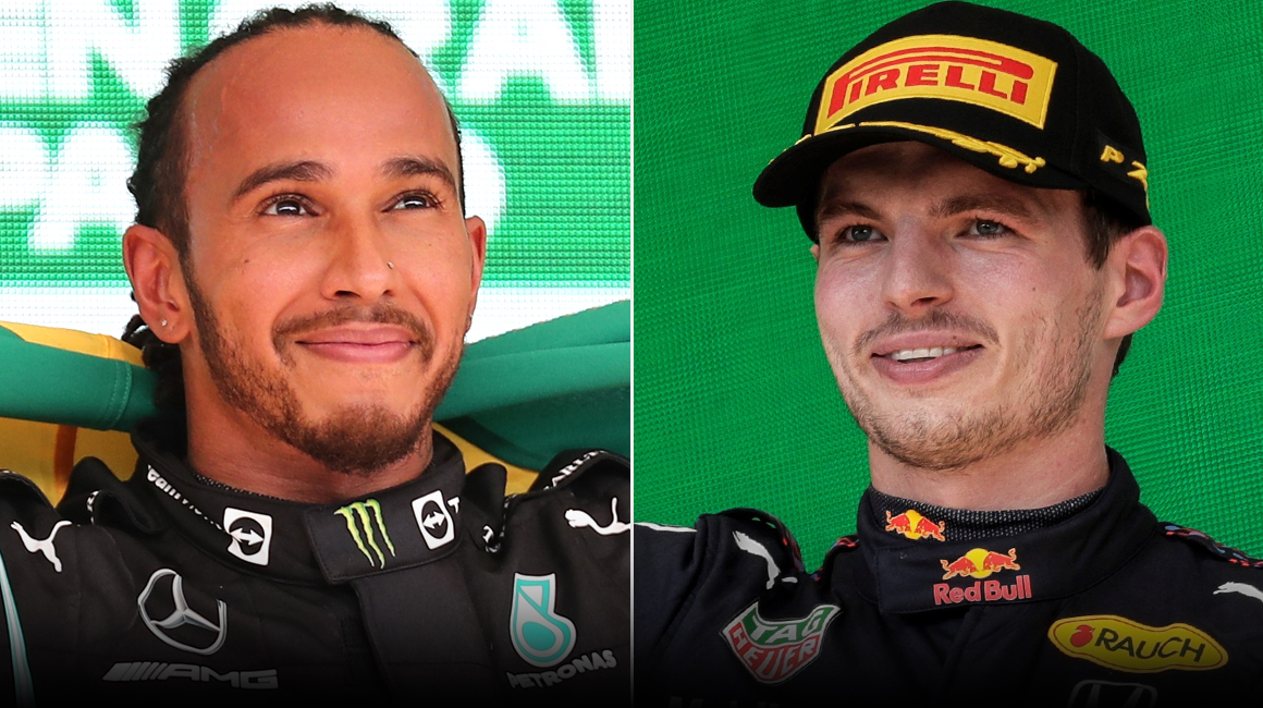 Los pilotos de Fórmula 1 Lewis Hamilton (Mercedes) y Max Verstappen (Red Bull) durante premiaciones de la temporada 2021.