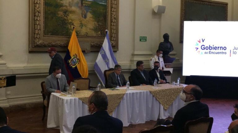 El Gobierno presentó el Plan Nacional de Contingencia contra el Fusarium