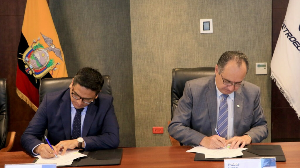 Petroecuador y Servicios WFSE firman contrato para la importación de combustibles