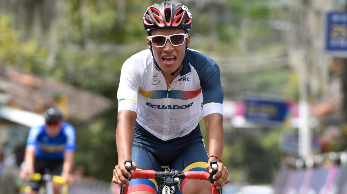 El ecuatoriano Martín López cruza la meta en segundo lugar en los Juegos Panamericanos Junior de Cali, el viernes 3 de diciembre de 2021.