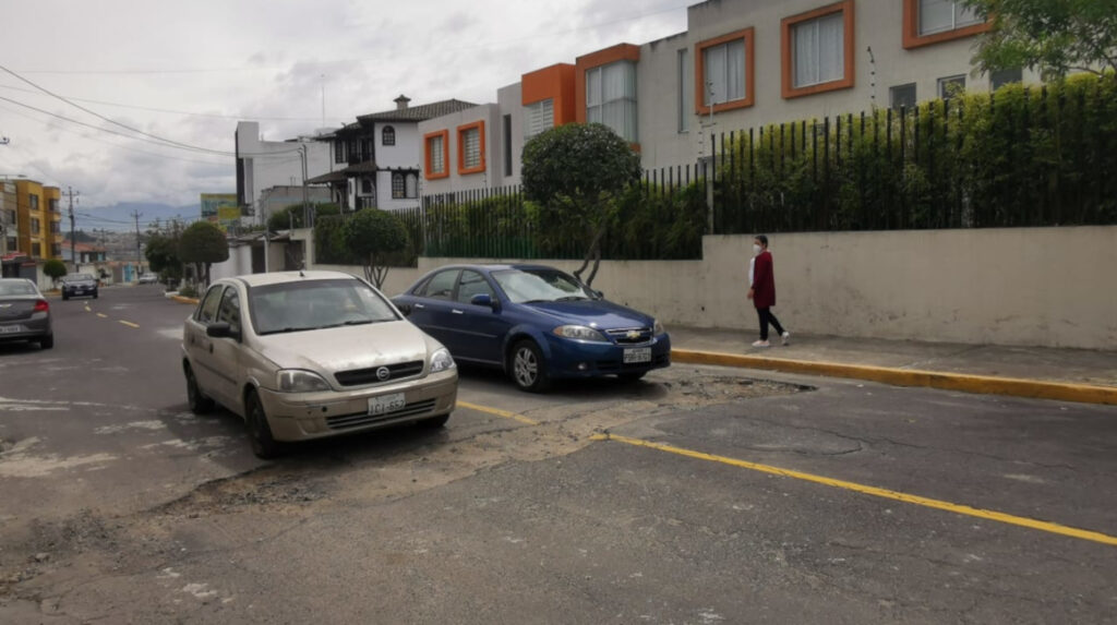 El Municipio destinará USD 52,5 millones para reparar las calles de Quito