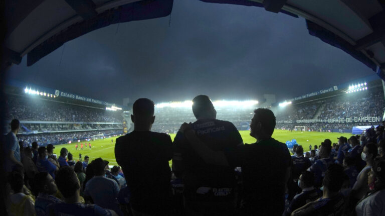 Imagen panorámica del estadio Capwell, antes de la final de la LigaPro 2021.