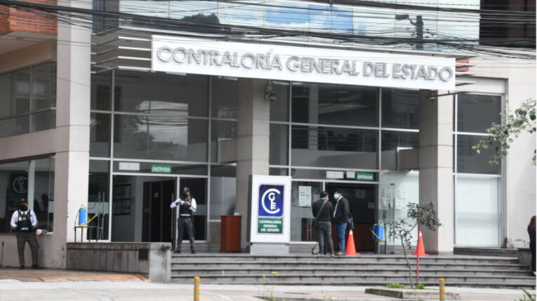 Edificio de la Contraloría General en Quito, el 23 de diciembre de 2021