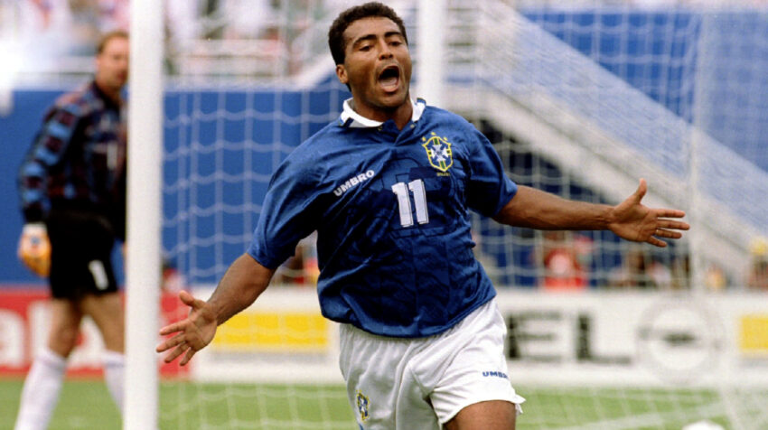 Romario festeja un gol con la selección de Brasil en el Mundial de Estados Unidos 1994.
