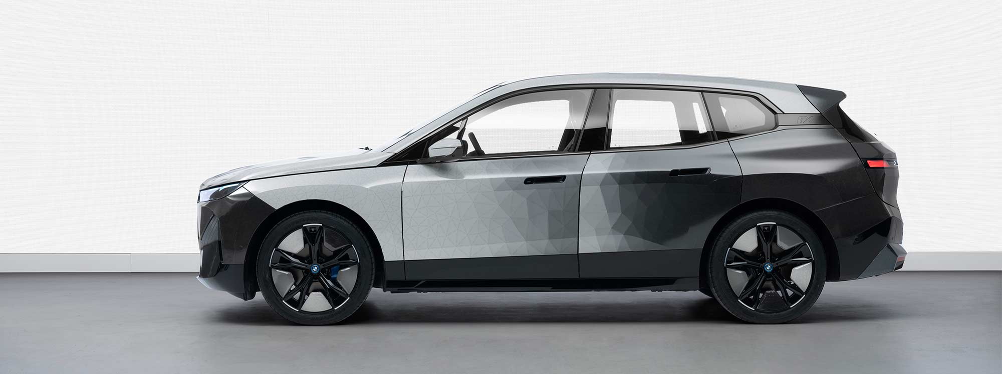 BMW iX Flow: el auto que cambia de color según el estado de ánimo del conductor