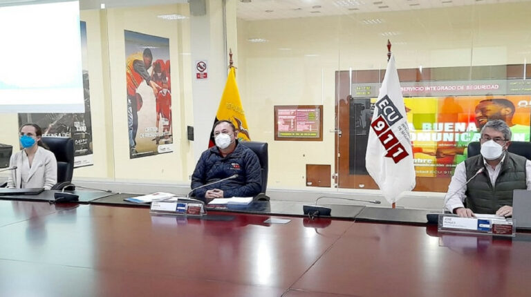 COE suspende clases presenciales en 193 cantones con alto riesgo de contagio