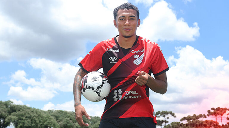 El ecuatoriano Bryan García se suma al Athletico Paranaense