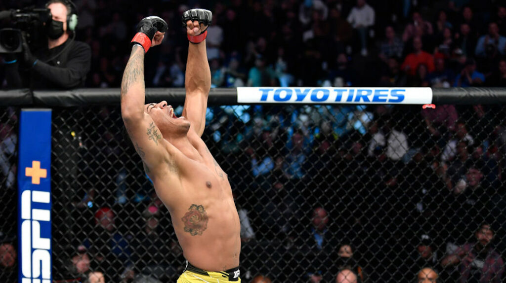 El ecuatoriano Michael Morales debuta con un nocaut en la UFC