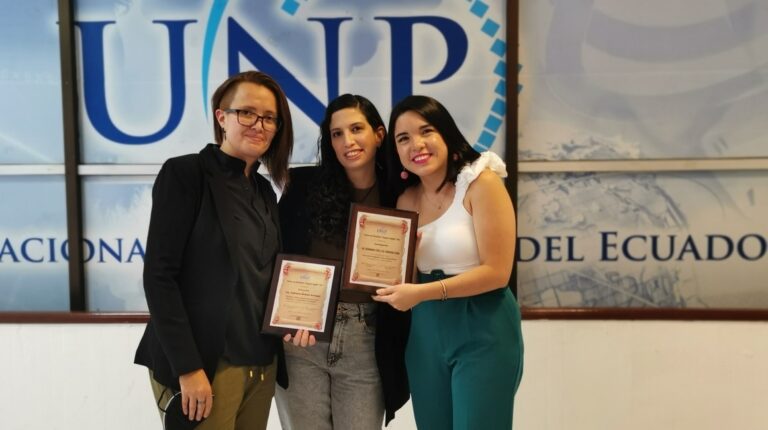PRIMICIAS obtiene dos premios en el concurso de periodismo Eugenio Espejo