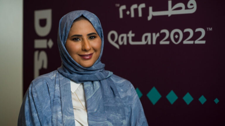 Fatma Al-Nuaimi, directora ejecutiva de Comunicación del Comité Supremo para la Entrega y el Legado del Mundial de Catar 2022, en entrevista con EFE, el 28 de enero de 2022.