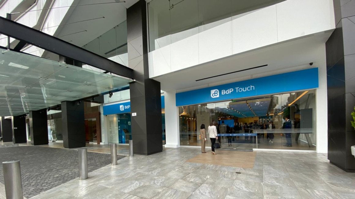 Una sede del Banco del Pacífico, al norte de Quito, en octubre de 2019.