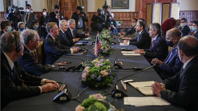 El 7 de julio de 2021, un grupo de senadores visitó al presidente Guillermo Lasso para tratar la relación bilateral con Estados Unidos.