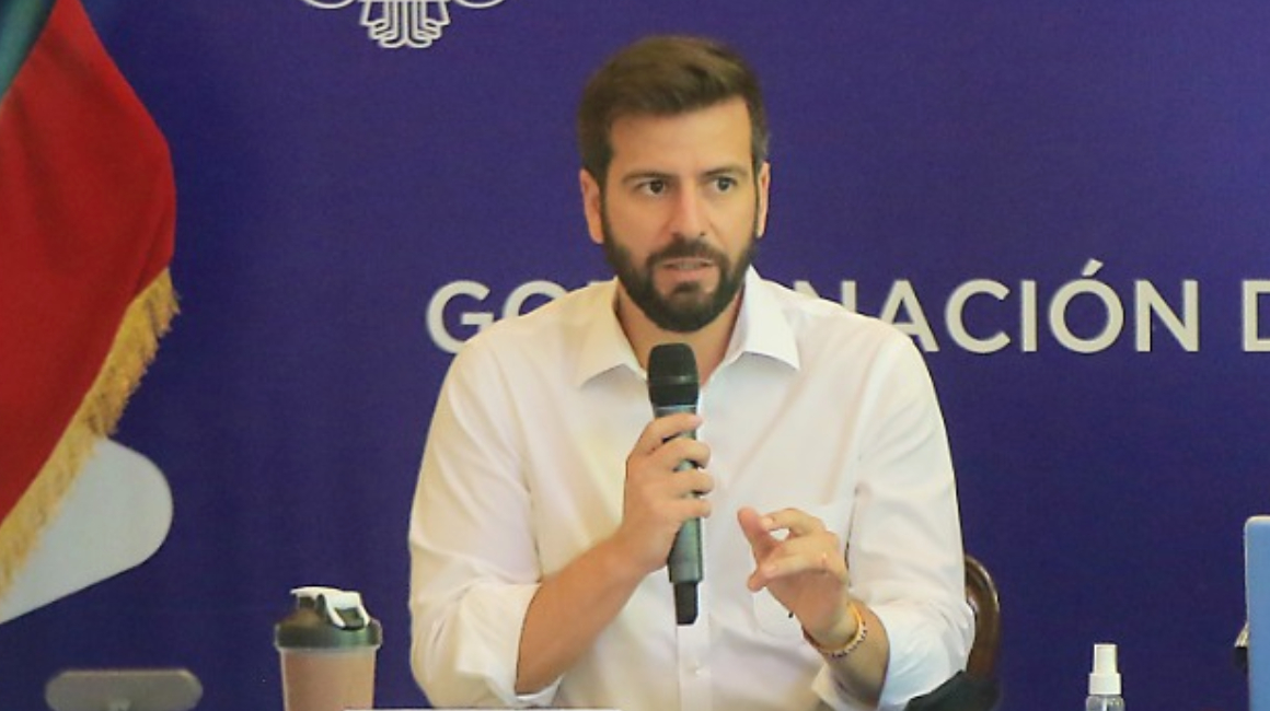 El gobernador del Guayas, Pablo Arosemena, en la mesa de seguridad, del 25 de enero de 2022, en la Gobernación del Guayas.