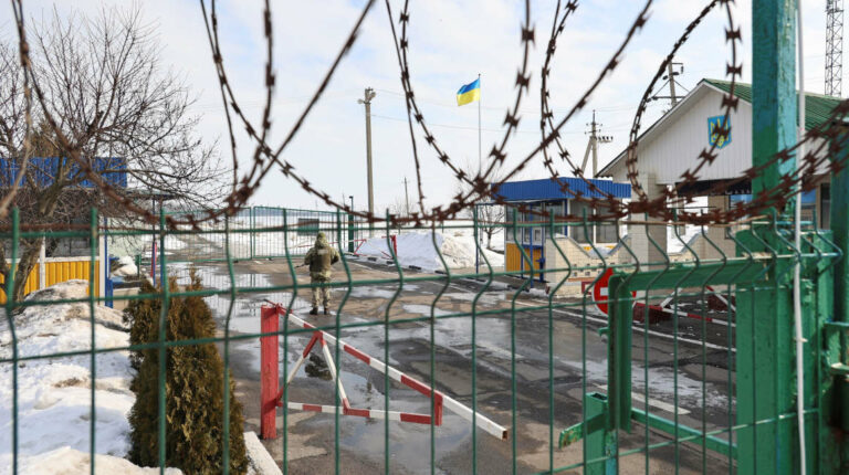 Vista general del puesto fronterizo entre Rusia y Ucrania en la zona de Kharkiv el 16 febrero de 2022.