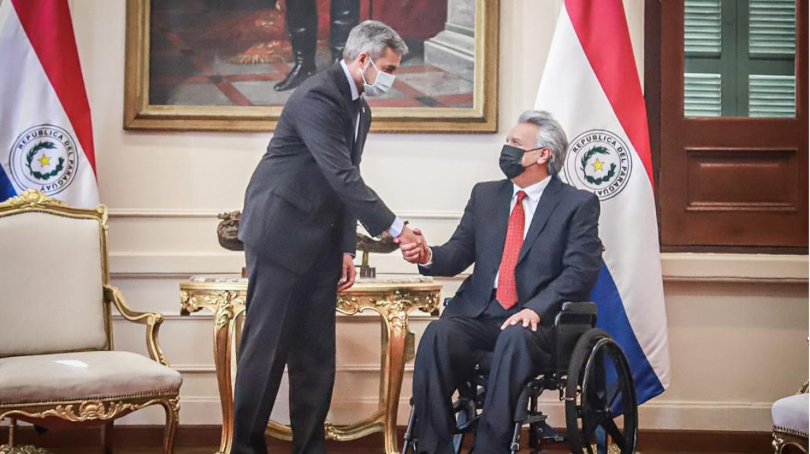El 31 de enero, el presidente paraguayo, Mario Abdo, recibió a Lenín Moreno, que trabajará en ese país.