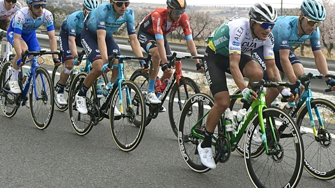 Jefferson Cepeda, durante la Vuelta a Andalucía, en España, el 19 de febrero de 2022.