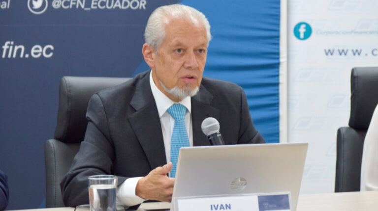Iván Andrade, presidente del directorio de la CFN, en rueda de prensa, el 14 de diciembre de 2021, se refirió a la cartera improductiva de la entidad.