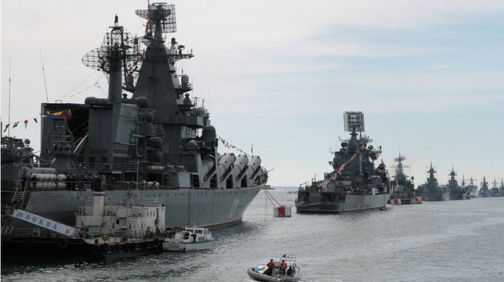 Ejército de Ucrania suspende operaciones en puertos tras invasión rusa