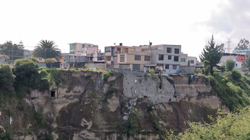 Casas en el borde de la quebrada Carretas, el 9 de febrero de 2022.