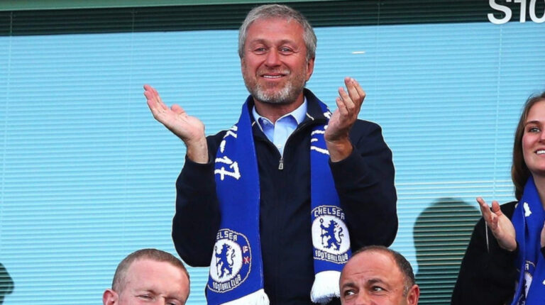 Roman Abramovich, dueño del Chelsea, durante un partido de su equipo.