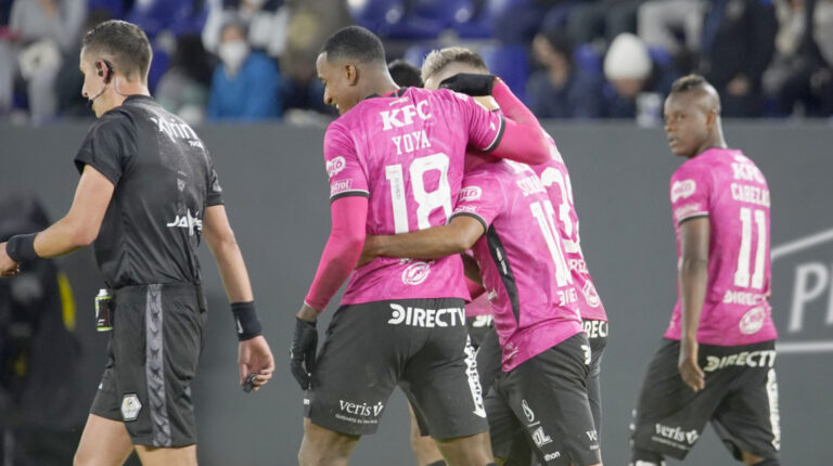 Los jugadores de Independiente del Valle festejan el gol de Junior Sornoza ante Aucas, el domingo 6 de marzo, en el estadio Banco Guayaquil, por la Fecha 3 de la LigaPro.