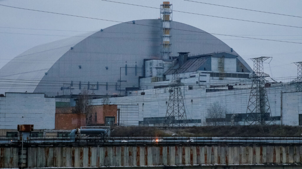 Ucrania advierte riesgo de radiación tras corte de energía en Chernóbil