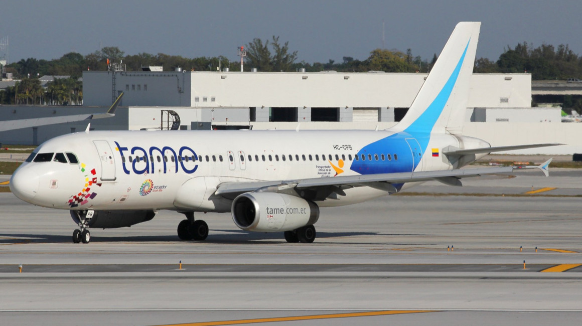Un avión de Tame en uno de los aeropuertos de Estados Unidos, en febrero de 2015.