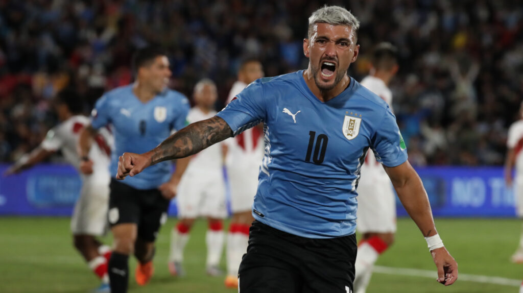 Uruguay derrota a Perú y clasifica al Mundial de Catar 2022