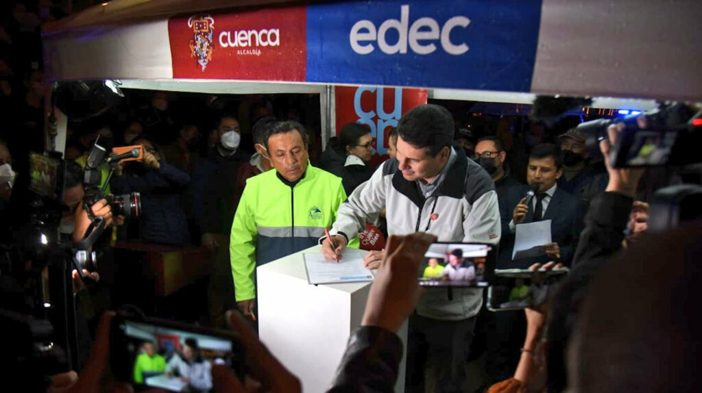 Alcalde de Cuenca inicia, en año preelectoral, una docena de obras aplazadas