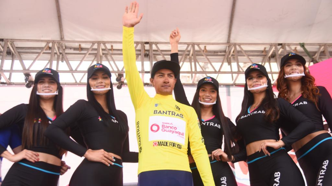 Jorge Montenegro, celebrando su liderato en la Vuelta a Guatemala, el 25 de marzo de 2022.