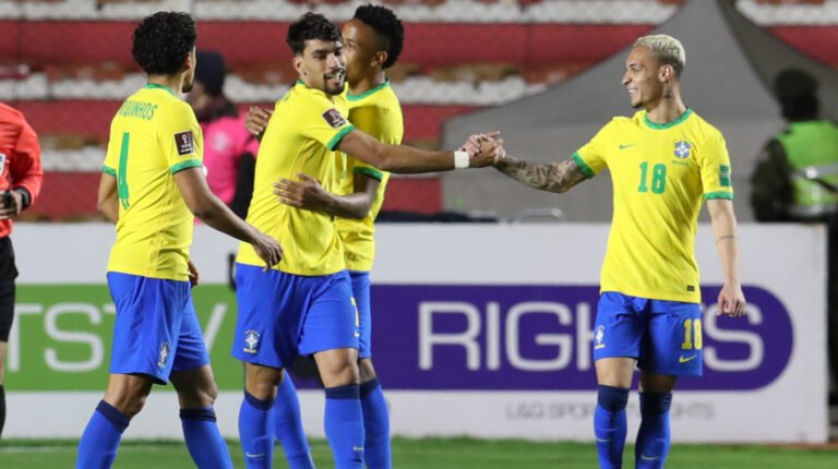 Jugadores de Brasil, en el partido ante Bolivia, el 29 de marzo de 2022.