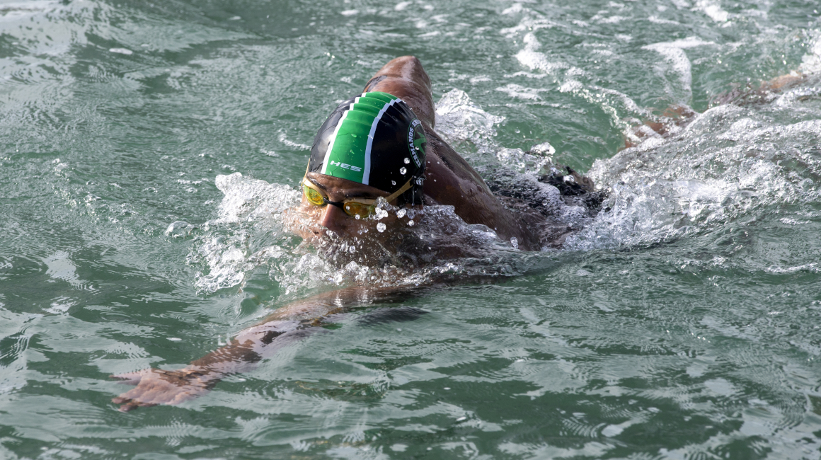 David Farinango logró el título de campeón nacional en los 10 kilómetros aguas abiertas, el viernes 22 de abril de 2022. 