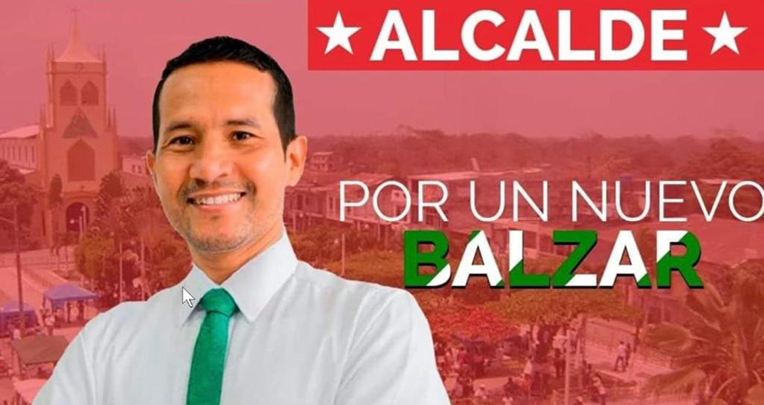 En 2019 fue candidato a alcalde de Balzar por Sociedad Patriótica.