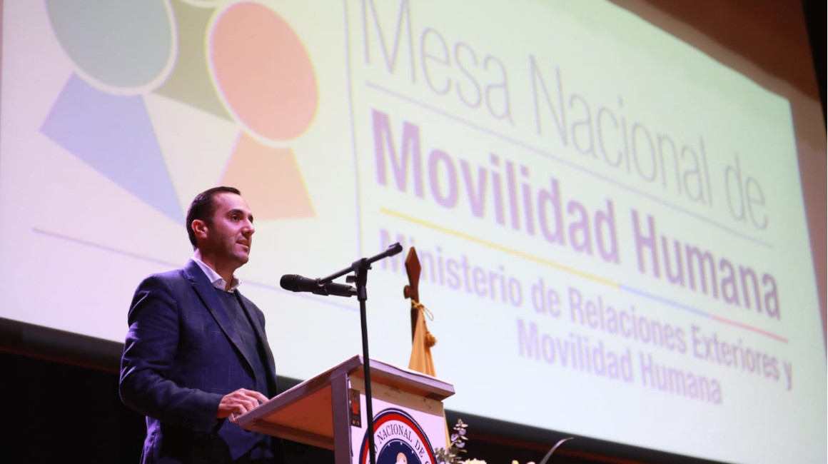 El canciller Juan Carlos Holguín, durante la XXII Mesa Nacional de Movilidad Humana, en Guano, el 27 de mayo de 2022.