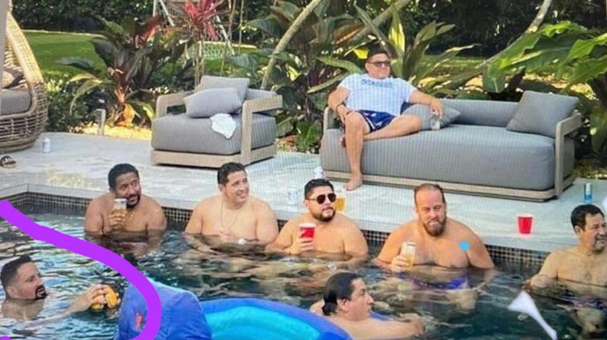 El exasambleísta Ronny Aleaga, segundo de izquierda a derecha, fue fotografiado junto a su hermano (círculo morado) en la piscina de Xavier Jordán, en Miami. También aparece Leonardo Cortázar (con gafas).